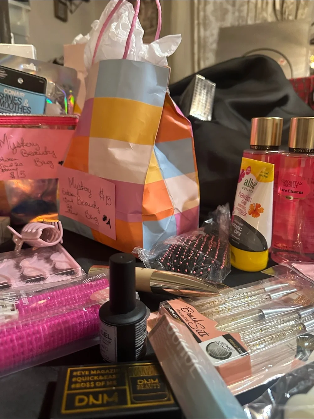 Mystery Beauty Bag - Assorted Pink Accessories huge value